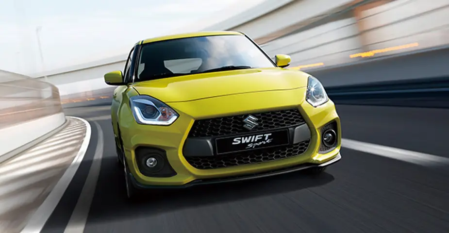El Suzuki Swift Sport impresiona con su diseño deportivo. Un kit de carrocería agresivo, llantas de aleación de 17 pulgadas y alerón trasero se combinan para una apariencia dinámica y enérgica que destaca en la carretera